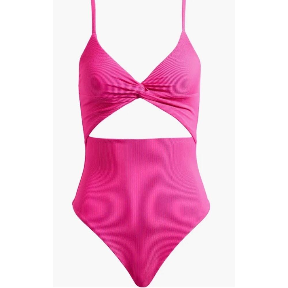 Beach Riot Annalisa Textured One-Piece Swimsuit Beach Riot Raspberry - Picture 3 of 16